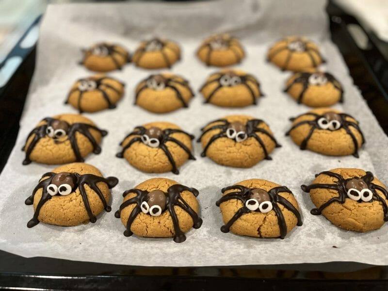 Cliquez pour zoomer ! Spider cookies – cookies araignées Thermomix par asmaabenkirane