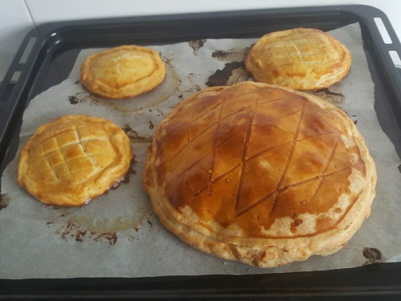 Cliquez pour zoomer ! Galette des rois à la frangipane Thermomix par Angie