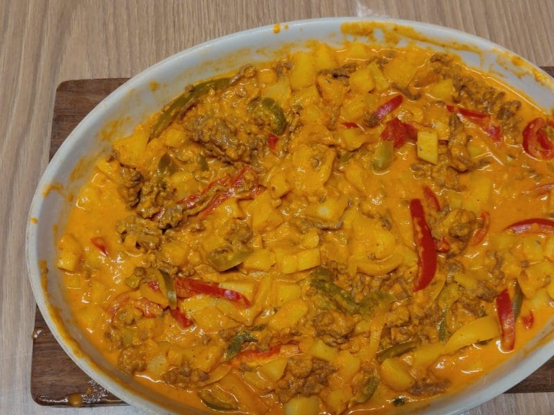 Cliquez pour zoomer ! Boeuf aux poivrons et pommes de terre Thermomix par pendragone