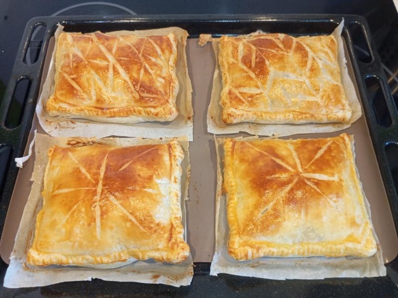 Cliquez pour zoomer ! Friands jambon, champignons et fromage Thermomix par stef45