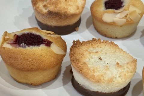 Cliquez pour zoomer ! Visitandines aux framboises Thermomix par laurenecuisine