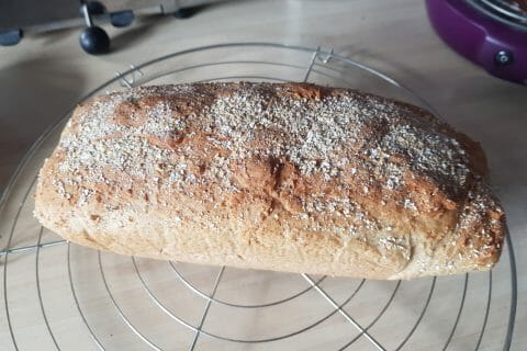 Cliquez pour zoomer ! Pain aux flocons d’avoine et au miel Thermomix par sarah1977