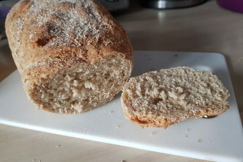 Cliquez pour zoomer ! Pain aux flocons d’avoine et au miel Thermomix par sarah1977