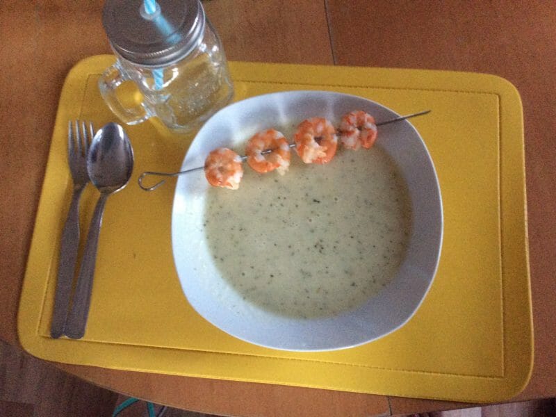 Cliquez pour zoomer ! Soupe de concombre et crevettes marinées au citron Thermomix par chalazion