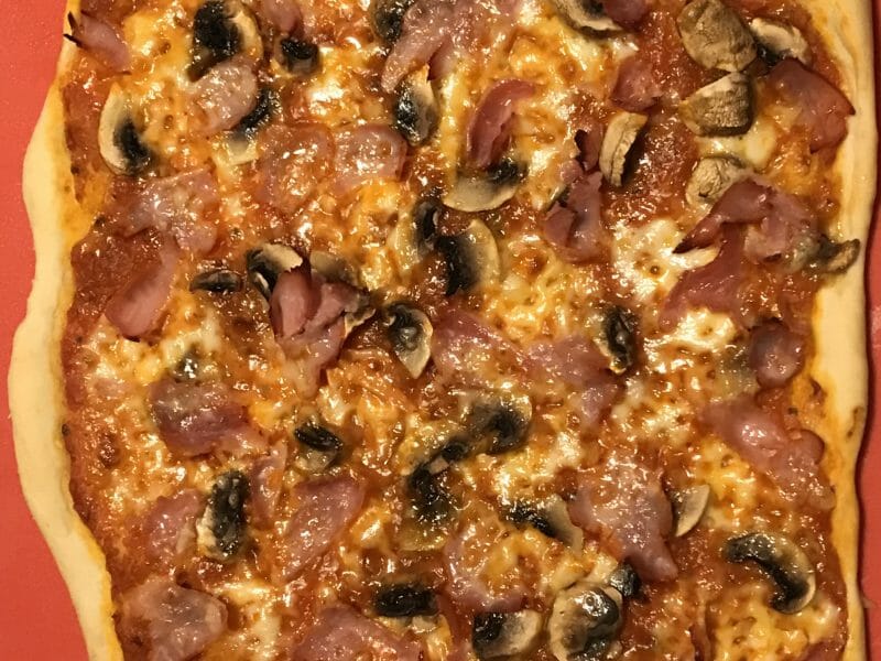 Cliquez pour zoomer ! Pizza Reine Thermomix par leammp