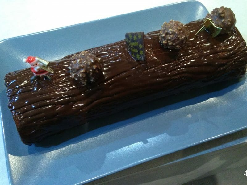 Cliquez pour zoomer ! Bûche Ferrero Rocher Thermomix par hanou