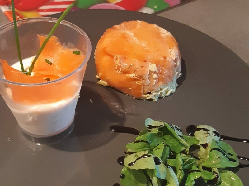 Cliquez pour zoomer ! Timbales de courgettes et saumon fumé Thermomix par nanou423