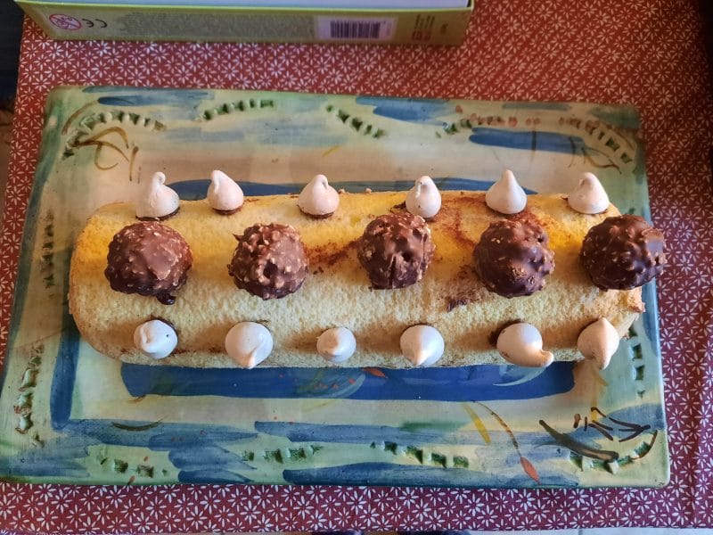 Cliquez pour zoomer ! Bûche Ferrero Rocher Thermomix par nougateene