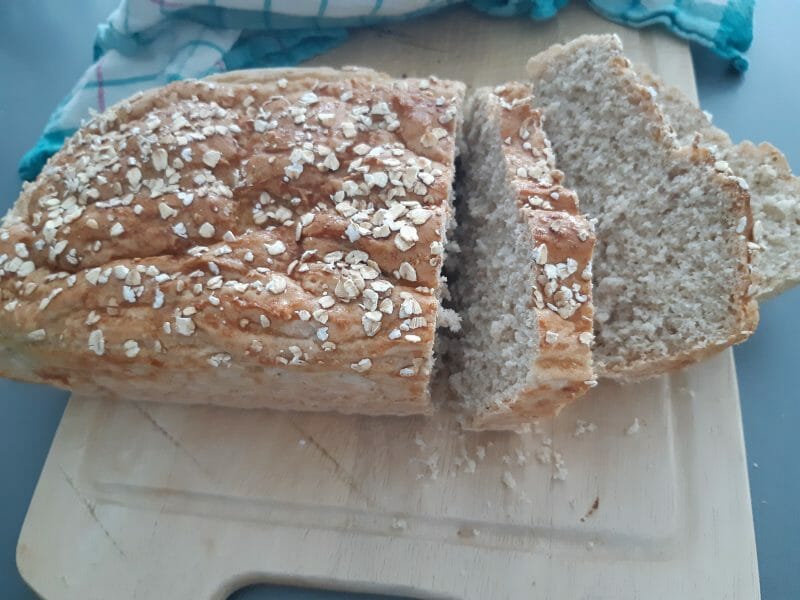 Cliquez pour zoomer ! Pain aux flocons d’avoine et au miel Thermomix par lelote