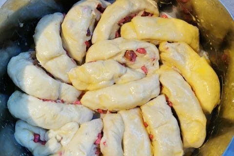 Cliquez pour zoomer ! Brioche aux pralines roses Thermomix par jeenyma