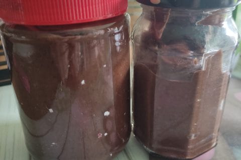 Cliquez pour zoomer ! Pâte à tartiner choco-noisettes et dattes Thermomix par jlisa