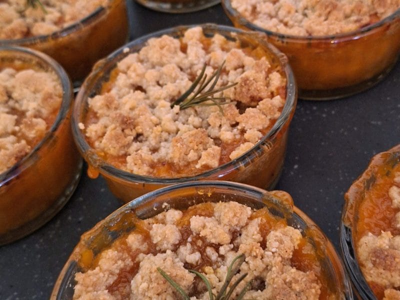 Cliquez pour zoomer ! Crumble aux abricots Thermomix par @Deline