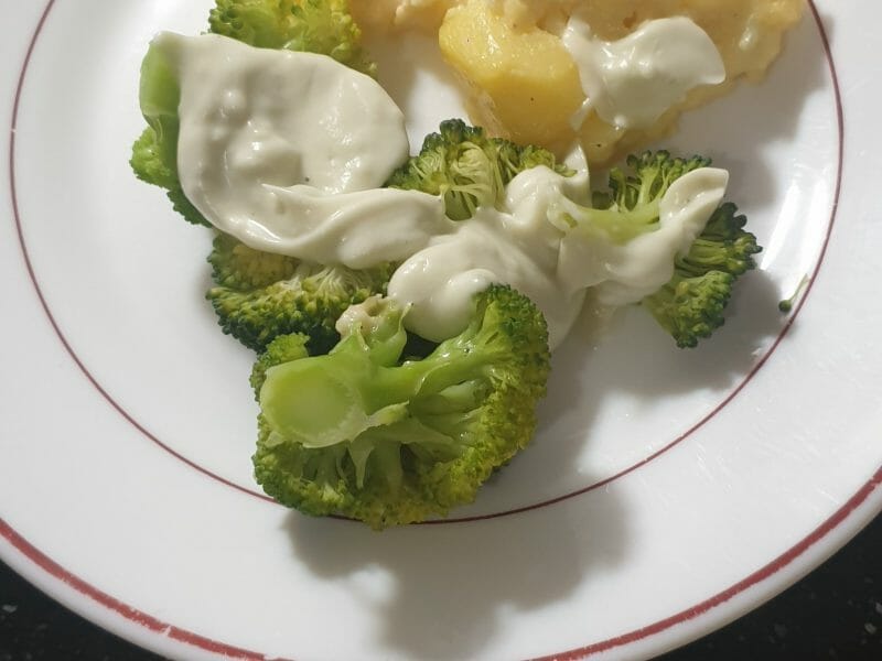 Cliquez pour zoomer ! Brocolis sauce roquefort Thermomix par portebonheur