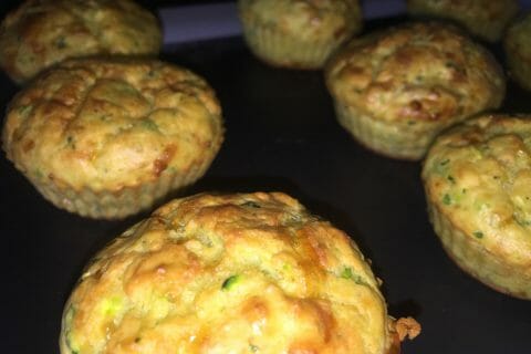 Cliquez pour zoomer ! Bouchées courgettes mozzarella Thermomix par ummjunayd