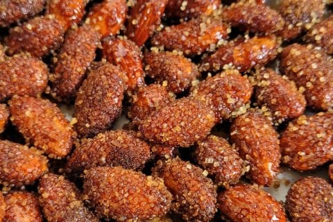 Cliquez pour zoomer ! Amandes grillées à la cannelle et au miel Thermomix par poule57