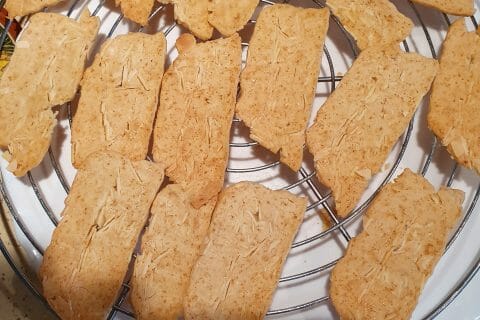 Cliquez pour zoomer ! Biscuits pain d’amandes Thermomix par Jinja