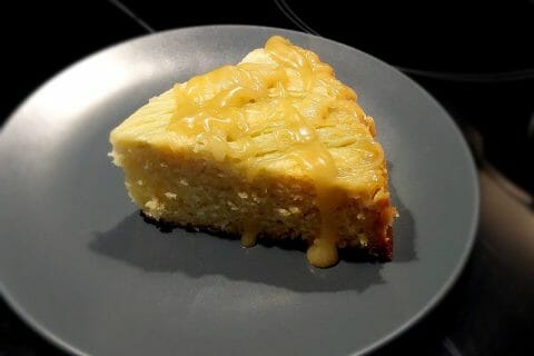 Cliquez pour zoomer ! Gâteau renversé à la rhubarbe et caramel au beurre salé Thermomix par MaPicardie