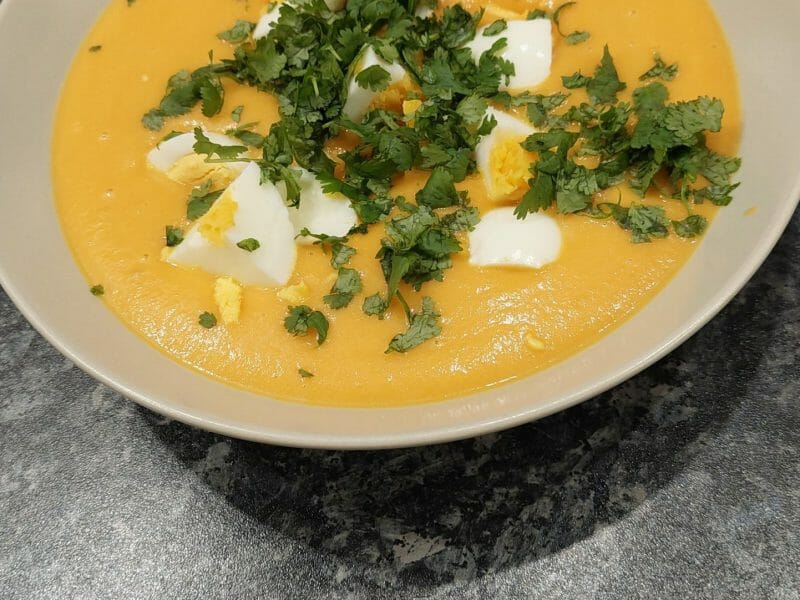 Cliquez pour zoomer ! Soupe aux oeufs et à la coriandre Thermomix par MaPicardie