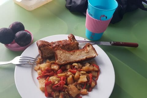 Cliquez pour zoomer ! Cake au chèvre, figues et au miel au Thermomix
