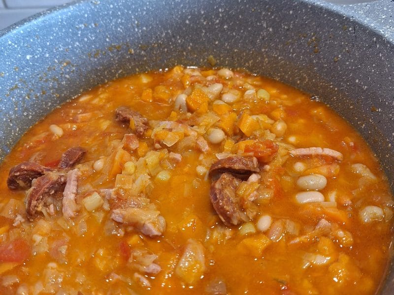 Cliquez pour zoomer ! Mijoté d’haricots blanc légumes et chorizo Thermomix par mounelly