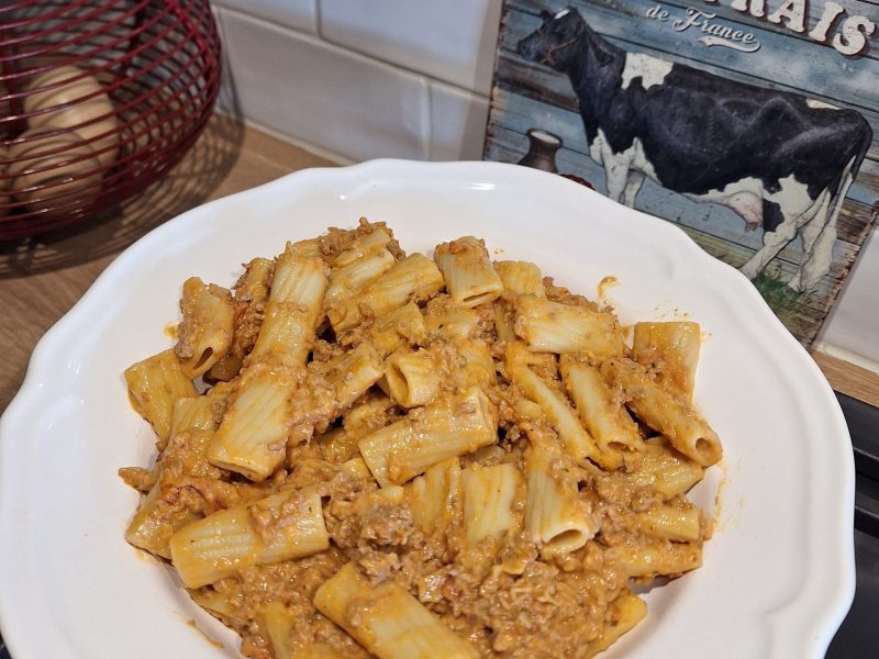 Cliquez pour zoomer ! Pâtes crémeuses à la saucisse Thermomix par mounelly