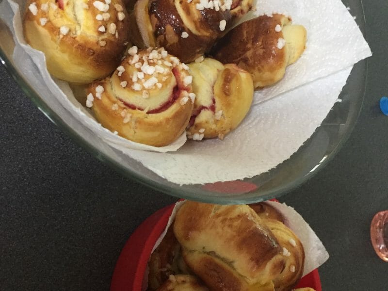 Cliquez pour zoomer ! Brioche aux pralines roses Thermomix par fferiel