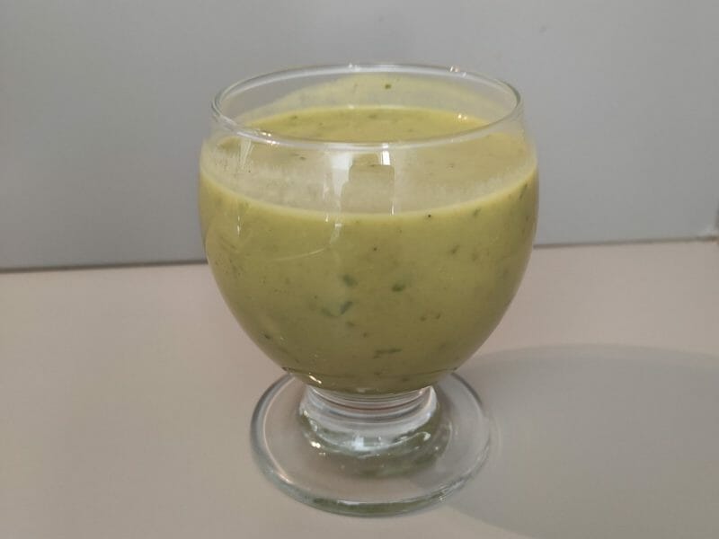 Cliquez pour zoomer ! Velouté glacé de petits pois à la menthe Thermomix par Luci Ana