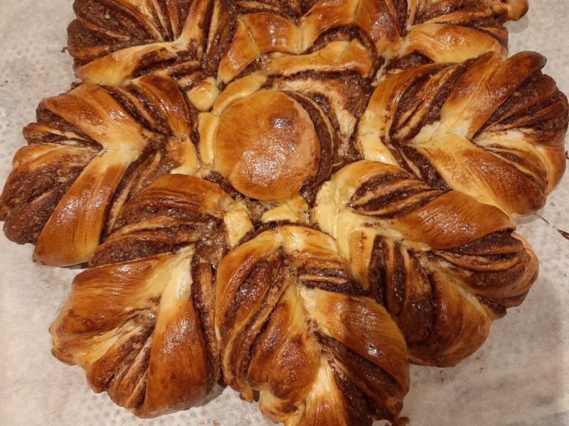 Cliquez pour zoomer ! Brioche étoilée au Nutella Thermomix par vanessa_b