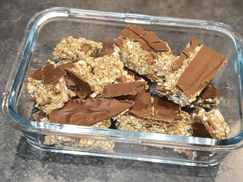 Cliquez pour zoomer ! Barres de céréales à l’avoine, noisettes, banane et chocolat Thermomix par Marinesta