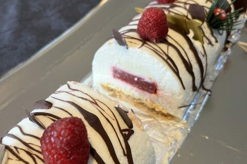Cliquez pour zoomer ! Bûche citron et framboises Thermomix par lisa34500