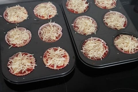 Cliquez pour zoomer ! Muffins salés façon pizza Thermomix par amandine2412