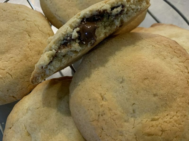 Cliquez pour zoomer ! Cookies fourrés au nutella Thermomix par lespetitsplatsdema