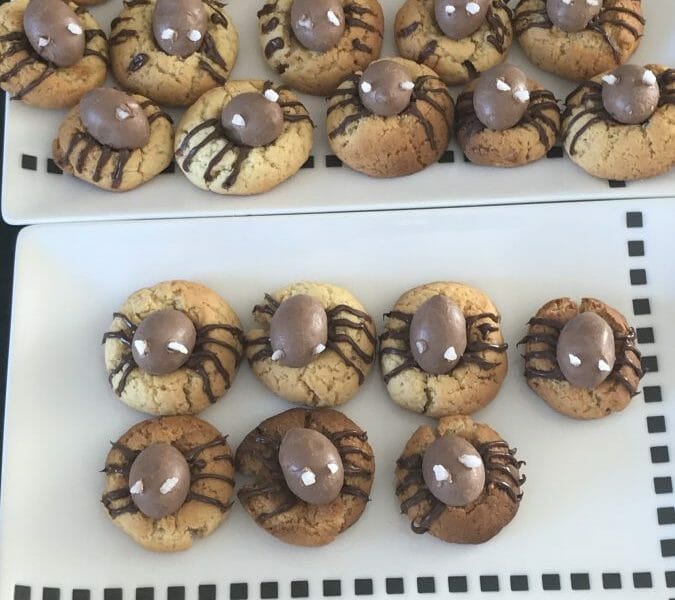 Cliquez pour zoomer ! Spider cookies (cookies araignées) Thermomix par Madur