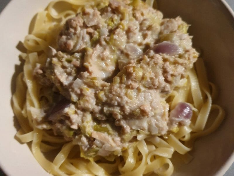 Cliquez pour zoomer ! Tagliatelles à la crème de poireaux Thermomix par katou1303