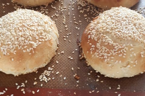 Cliquez pour zoomer ! Pains hamburger Thermomix par Delphine42