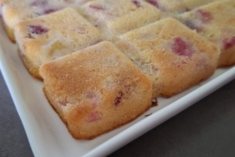 Cliquez pour zoomer ! Moelleux aux prunes Thermomix par cbr59