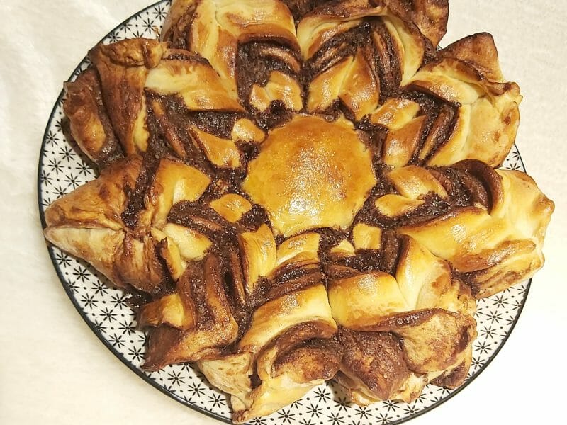 Cliquez pour zoomer ! Brioche étoilée au Nutella Thermomix par leslie_1307