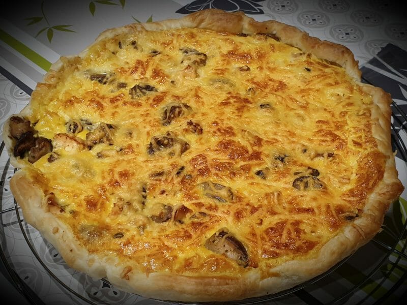Cliquez pour zoomer ! Tarte au poulet et champignons Thermomix par aurelie_94