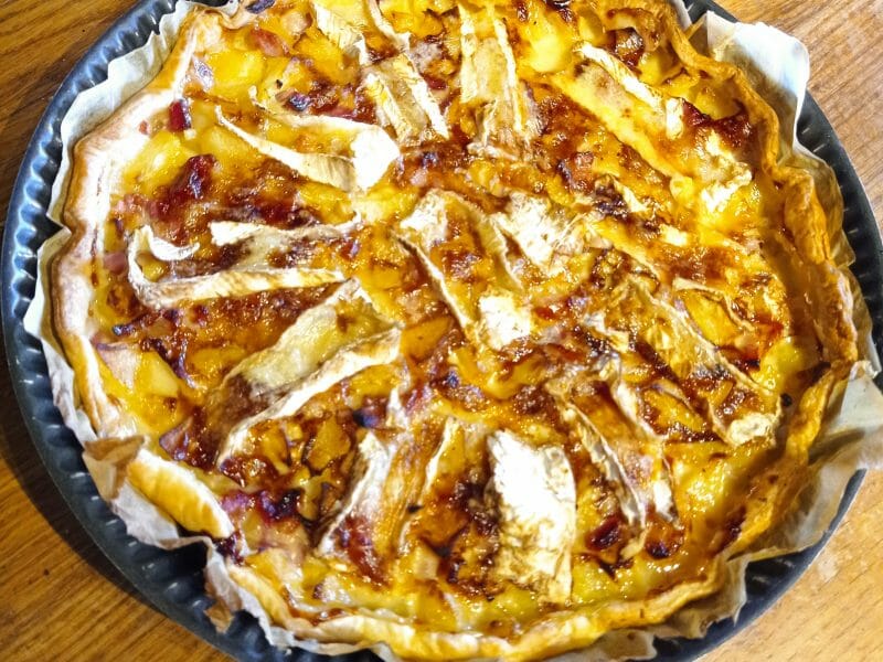 Cliquez pour zoomer ! Tarte au camembert, pommes et lardons Thermomix par kalidesto
