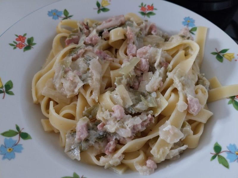 Cliquez pour zoomer ! Tagliatelles à la crème de poireaux Thermomix par titiminoune