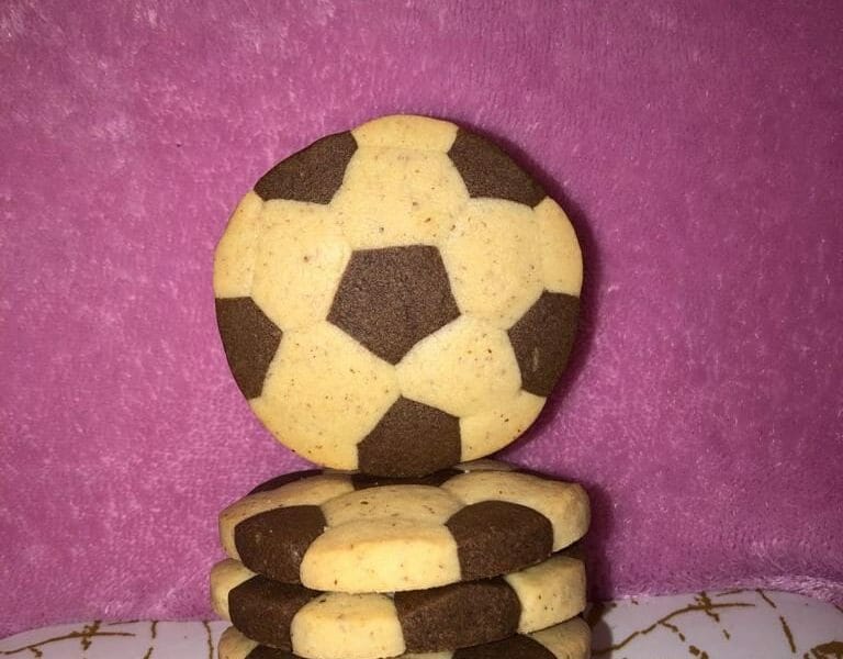 Cliquez pour zoomer ! Biscuits ballon de foot Thermomix par oumm