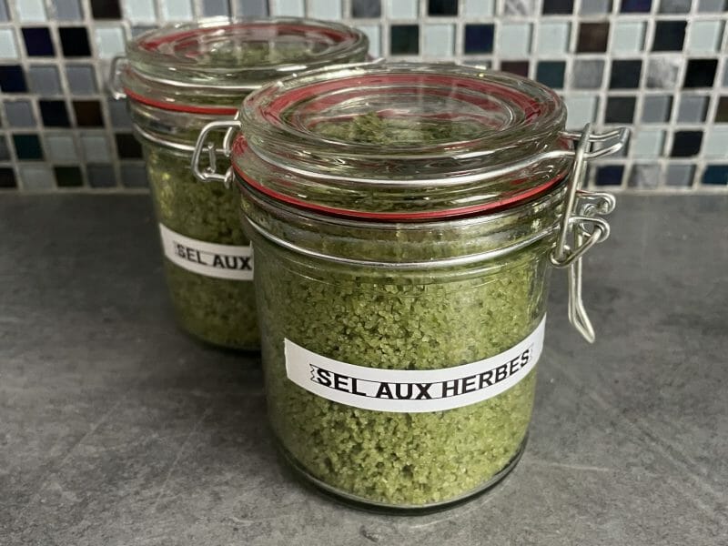 Cliquez pour zoomer ! Sel aromatisé aux herbes Thermomix par dydoo