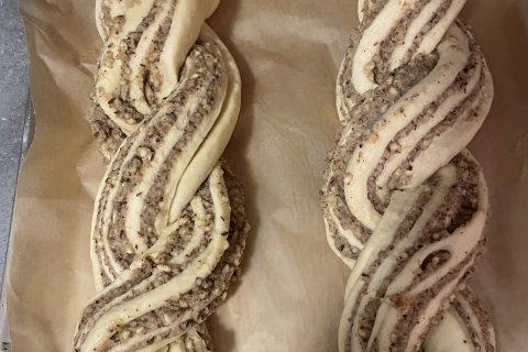 Cliquez pour zoomer ! Brioche tressée aux noisettes Thermomix par dydoo