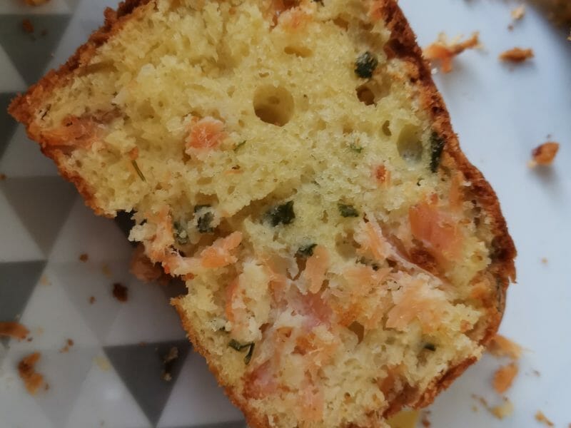 Cliquez pour zoomer ! Cake au saumon Thermomix par roxanne45