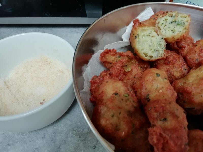 Cliquez pour zoomer ! Beignets de courgettes Thermomix par outchak