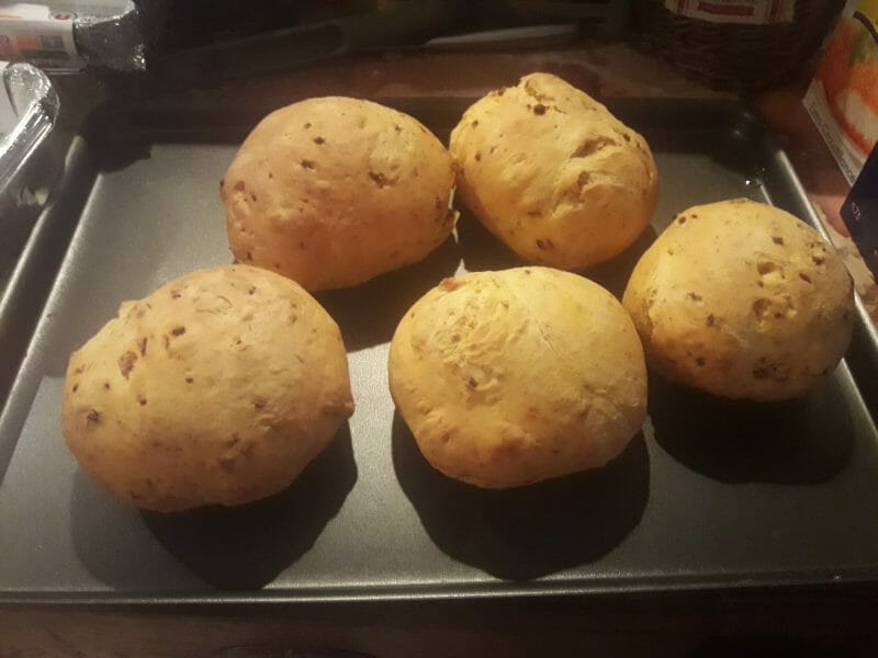 Cliquez pour zoomer ! Petits pains au chorizo Thermomix par babetterave