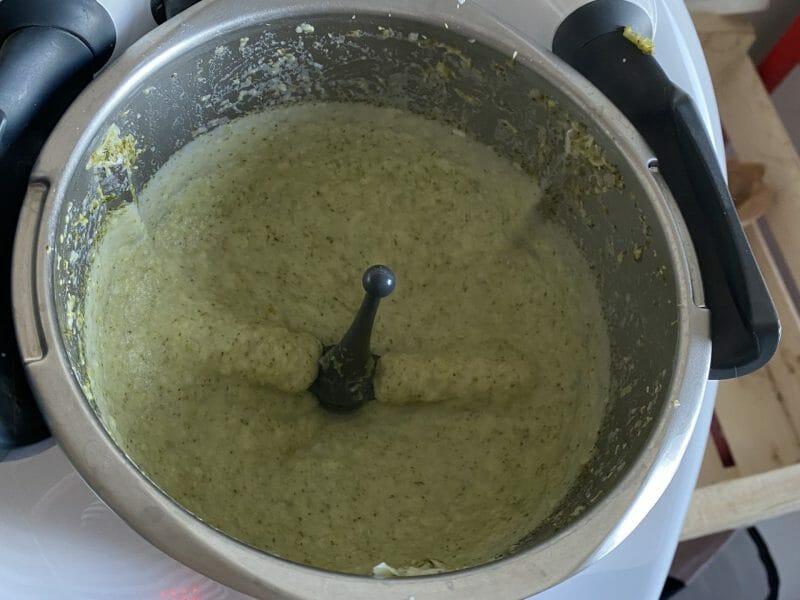 Cliquez pour zoomer ! Purée de brocolis et pommes de terre Thermomix par baghy974