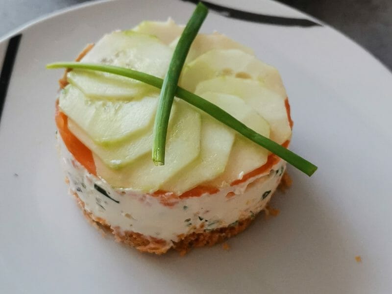 Cliquez pour zoomer ! Cheesecake au saumon sans cuisson Thermomix par ebru19891@hotmail_fr