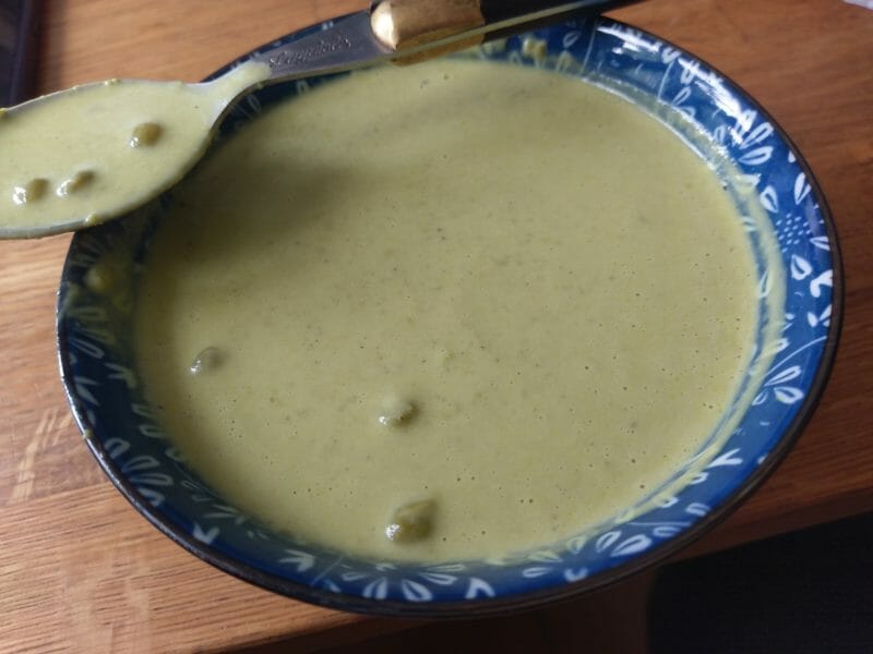 Cliquez pour zoomer ! Crème de petits pois à la mozzarella Thermomix par sweed