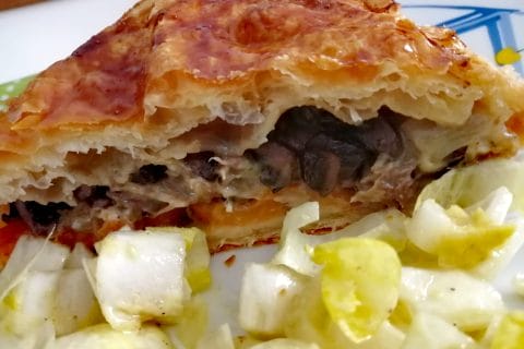 Cliquez pour zoomer ! Tourte aux cuisses de canard confites et champignons Thermomix par tartinepouki